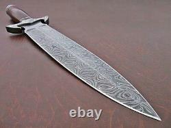 Beautiful Custom Hand-Forged Damascus Steel Dagger Knife Wood Handle