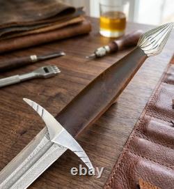 Custom Handmade Damascus Steel Blade Dagger Hunting KnifeSurvival Knife Camping