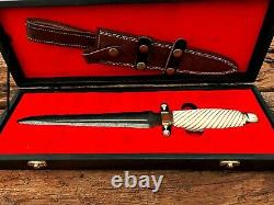 Customized Damascus Knife With Box Royal Dagger With Box Knife With Sheath