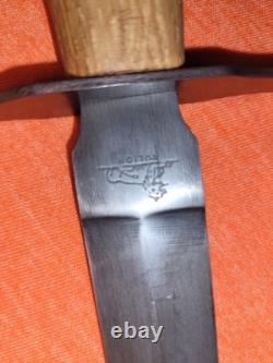 Excellent French Dagger/ trench Knife, LE VENGEUR DE 1870. WW1, WW2