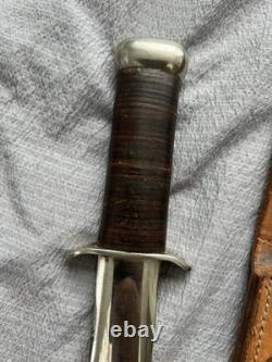 Fink Leather Shops Combat Dagger Fixed Blade, Steel Spear Point, Full Tang