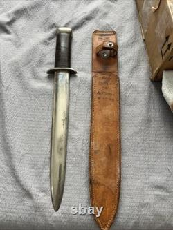 Fink Leather Shops Combat Dagger Fixed Blade, Steel Spear Point, Full Tang