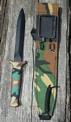 GERBER GUARDIAN II Stainless Camo Camouflage Knife Dagger Very Nice Condition