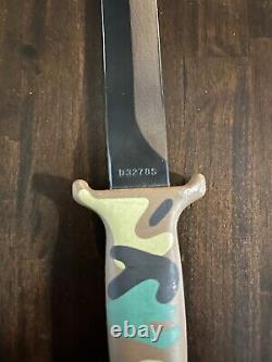 GERBER Guardian II Vintage Boot Knife Dagger Fighting Knife VERY NICE Woodland