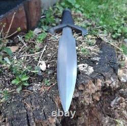 Handmade Carbon Steel Double-edged Dagger Knife