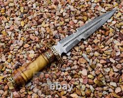 Handmade Damascus Steel Knife Dagger for Hunting With Sheath