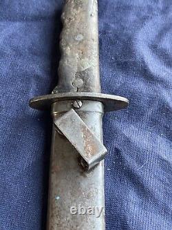 ITALIAN WW2 FIGHTING KNIFE/Dagger MVSN