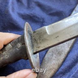 ITALIAN WW2 FIGHTING KNIFE/Dagger MVSN