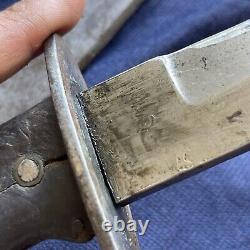 ITALIAN WW2 FIGHTING KNIFE/Dagger MVSN