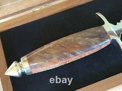 LIMITED EDITION BUCK KNIFE 981 DAGGER 200 made maple burl mirror