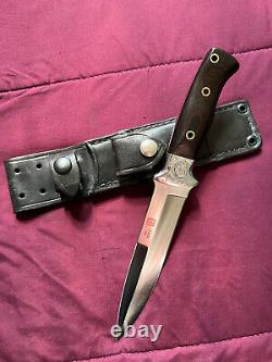 Mint? Vintage Al Mar 3004 Seki Japan Fighting Knife/Dagger withSheath. Engraved