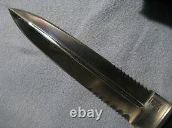 Rare SOG S25 DESERT DAGGER FIXED BLADE KNIFE EXCELLENT NEAR MINT CONDITION
