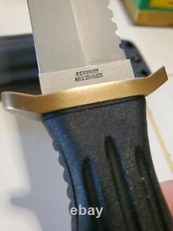 VINTAGE BOKER APPLEGATE FAIRBAIRN DAGGER KNIFE #523 WithSHEATH NEVER USED NO BOX