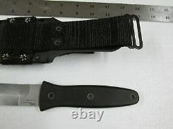 Vintage Blackjack Blackmoor US2000 Dagger Fighting Knife with Sheath USA Made