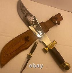 Vintage Bowie Hunting Knife & Scabbard with Combat Dagger skull Head Handle