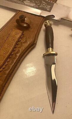 Vintage Bowie Hunting Knife & Scabbard with Combat Dagger skull Head Handle