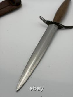 Vintage Dagger Fighting Style Knife Wood Handle no brand fixed blade 6