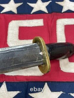 Vintage Unusual Australian? Or Tasmanian Devil Damascus Carved Dagger Knife