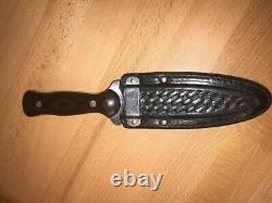 WESTERN U. S. A. W77 BOOT DAGGER FIGHTING KNIFE withORIGINAL SHEATH Wood handle