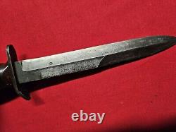 WWII U. S. Imperial M3 Trench/Fighting Knife Dagger Imperial Blade M8 Sheath