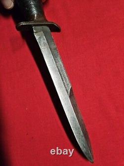 WWII U. S. Imperial M3 Trench/Fighting Knife Dagger Imperial Blade M8 Sheath