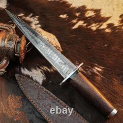 10,8 Couteau-dague en acier damassé à lame fixe, pleine soie, manche en bois et étui en cuir