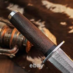 10,8 Couteau-dague en acier damassé à lame fixe, pleine soie, manche en bois et étui en cuir