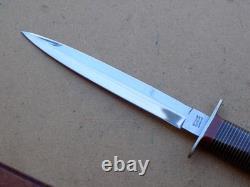 Ancien couteau de combat vintage des années 1950 William Rodgers Sheffield Angleterre poignard