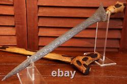 Antique Large Hand Made Indonesia Kris Keris Meteoric Haute Detail Dagger, Couteau