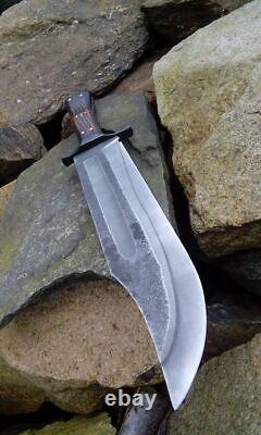 Belle dague de chasse faite sur mesure de 20 pouces de long en acier au carbone de haute qualité