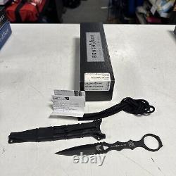 Couteau à lame fixe Benchmade 176BK SOCP Dagger 3,22 pouces en noir.