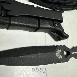 Couteau à lame fixe Benchmade 176BK SOCP Dagger 3,22 pouces en noir.