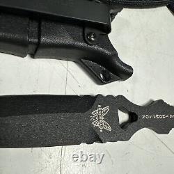 Couteau à lame fixe Benchmade 176BK SOCP Dagger 3,22 pouces en noir.