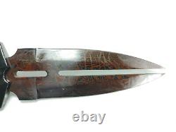 Couteau à lame fixe en damas Hibben Double Shadow Hellfyre avec fourreau en cuir et pommeau.