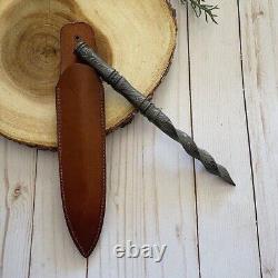 Couteau de chasse en acier damas forgé à la main + gaine, style poignard à trois lames Kris personnalisé