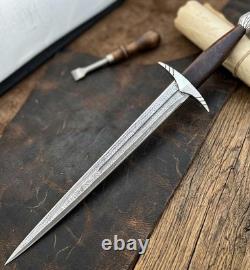 Couteau de chasse et de survie en acier de Damas fait main sur mesure, couteau de camping à lame poignard