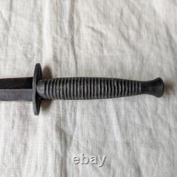Couteau de combat à poignard authentique du 20ème siècle de Solingen, Allemagne 6 Couteau de combat à poignard authentique du 20ème siècle de Solingen, Allemagne 6