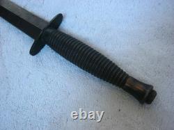 Couteau de combat britannique Fairbairn Sykes de la Seconde Guerre mondiale Sheffield Angleterre avec étui