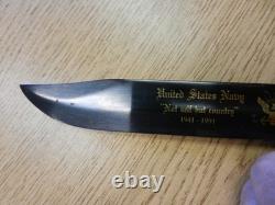 Couteau de combat commémoratif Camillus U.S.N. 1941-1991, dague légèrement corrodée