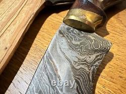 Couteau de combat damas fait main, style dague indonésienne Kris avec fourreau en bois