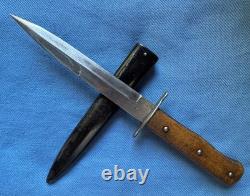 Couteau de combat de la Luftwaffe allemande de la Seconde Guerre mondiale avec fourreau, tampon 5