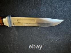 Couteau de combat de théâtre de la Seconde Guerre mondiale, dague à manche empilé en lucite plexiglas avec fourreau WP