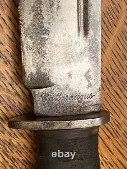 Couteau de combat militaire CATTARAUGUS 225Q de la Seconde Guerre mondiale et gaine en cuir vintage