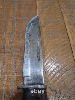 Couteau de combat poignard militaire CATTARAUGUS 225Q vintage de la Seconde Guerre mondiale. Couteau solide. USA