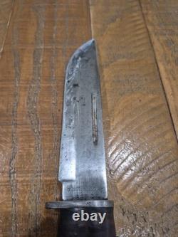 Couteau de combat poignard militaire CATTARAUGUS 225Q vintage de la Seconde Guerre mondiale. Couteau solide. USA