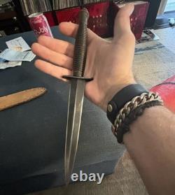 Couteau de combat stiletto Fairbairn Sykes de la Seconde Guerre mondiale, Sheffield, Angleterre, vintage, antique
