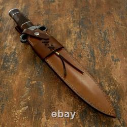 Couteau poignard en damas sur mesure de style médiéval unique en son genre avec bois de bouleau