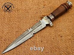 Dague de chasse en acier damassé faite à la main SBC avec poignée en bois de rose et fourreau