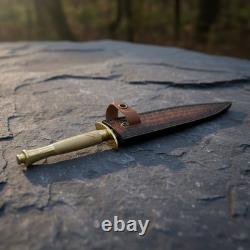 Dague de chasse et de combat artisanale personnalisée en acier à outils D2 avec manche en laiton