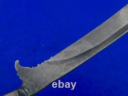Dague de chasse et de combat indonésienne antique du XIXe siècle avec fourreau